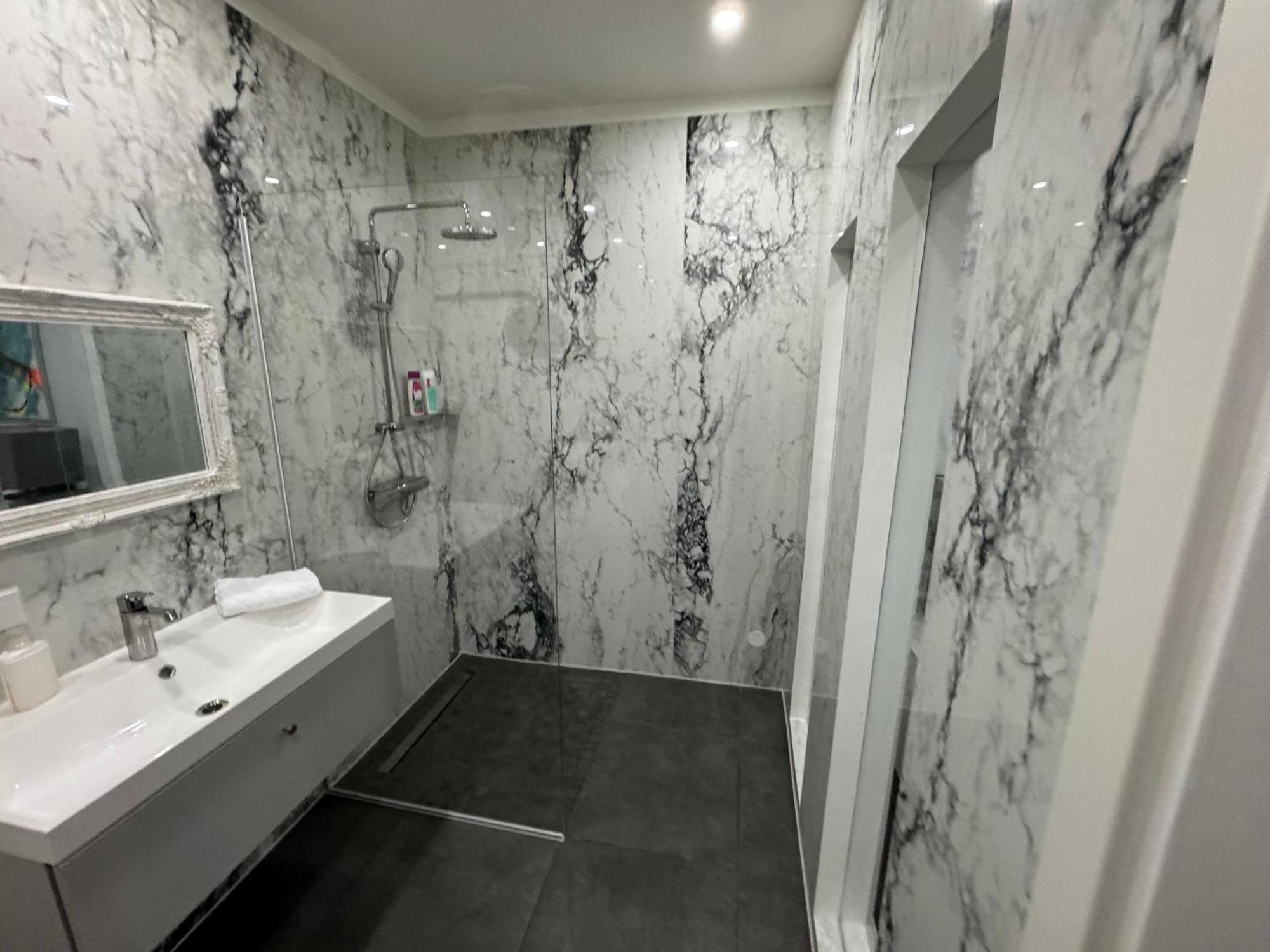 Luxurious Apartment In The Centre Of ウィーン エクステリア 写真